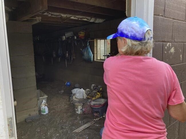 Despite dangers, deep roots make Appalachia hard to leave | iNFOnews.ca CP1975404348