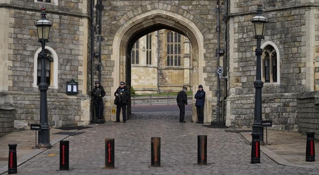 UK authorities charge man arrested at castle with crossbow | iNFOnews.ca