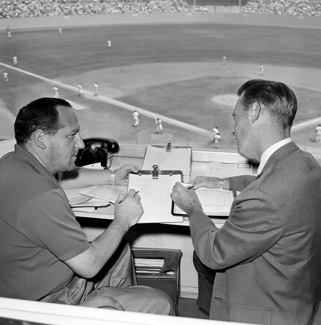 Vin Scully, Dodgers broadcaster for 67 years, dies at 94 | iNFOnews.ca Vin Scully, Dodgers broadcaster for 67 years, dies at 94 | iNFOnews.ca