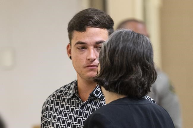 Parents of child who died from fentanyl charged with murder | iNFOnews.ca