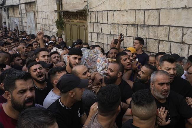 Palestinians: Israeli troops kill 3 militants in West Bank | iNFOnews.ca CP610882458