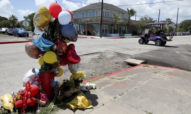 Grandfather, grandkids among 4 dead in Texas golf cart crash | iNFOnews.ca Grandfather, grandkids among 4 dead in Texas golf cart crash | iNFOnews.ca