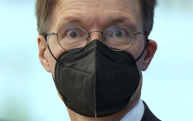 Germany: EU could OK combined COVID vaccines next month | iNFOnews.ca