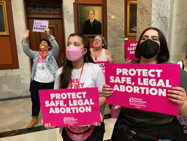 Kentucky Supreme Court denies request to block abortion ban | iNFOnews.ca Kentucky Supreme Court denies request to block abortion ban | iNFOnews.ca