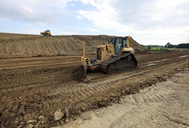 Wanted: 7,000 construction workers for Intel chip plants | iNFOnews.ca