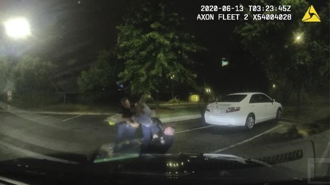 Officers won’t face any charges in Rayshard Brooks shooting | iNFOnews.ca Officers won’t face any charges in Rayshard Brooks shooting | iNFOnews.ca