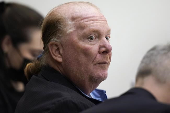 Mario Batali settles 2 lawsuits alleging sexual assault | iNFOnews.ca