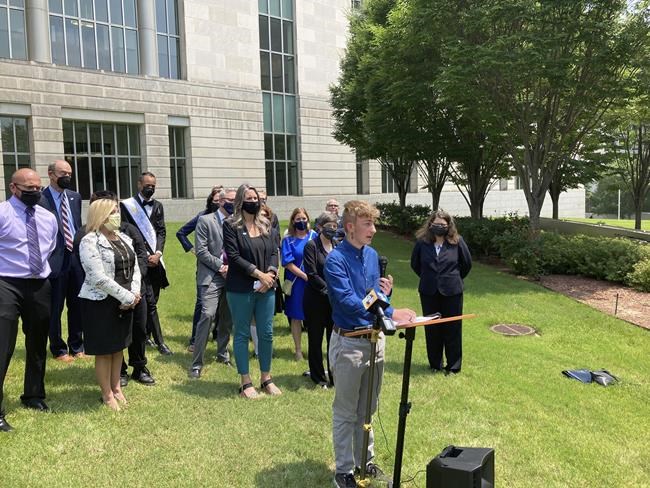 Court: Arkansas can't ban treatment of transgender kids | iNFOnews.ca Court: Arkansas can't ban treatment of transgender kids | iNFOnews.ca