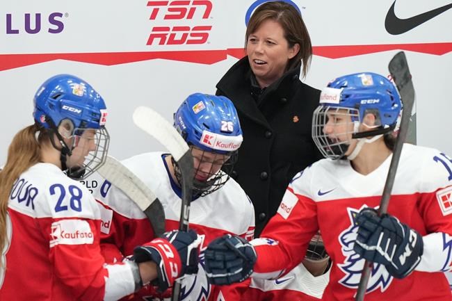Czechs poised to make a move in women's hockey with Canada's Carla MacLeod | iNFOnews.ca Czechs poised to make a move in women's hockey with Canada's Carla MacLeod | iNFOnews.ca