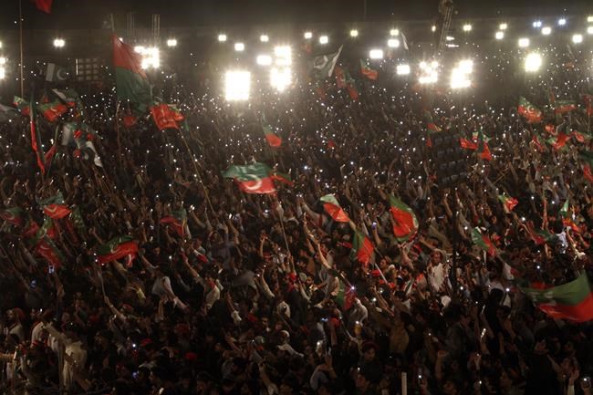 Rallies show Pakistan's ex-PM Khan remains political force | iNFOnews.ca