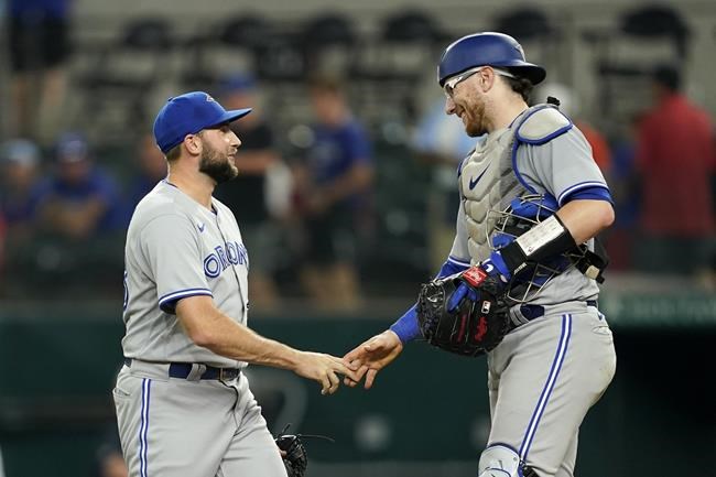Jays score early, often in 11-7 win over Rangers | iNFOnews.ca