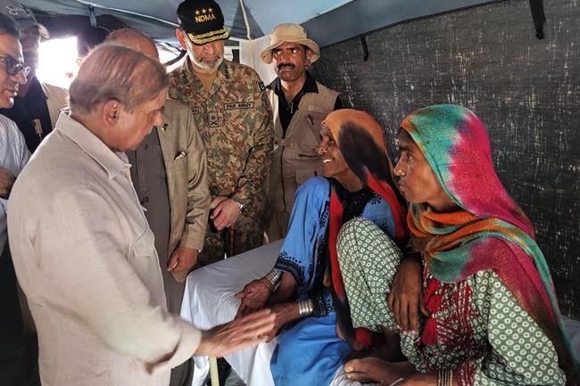Pakistani premier promises compensation for flood victims | iNFOnews.ca Pakistani premier promises compensation for flood victims | iNFOnews.ca