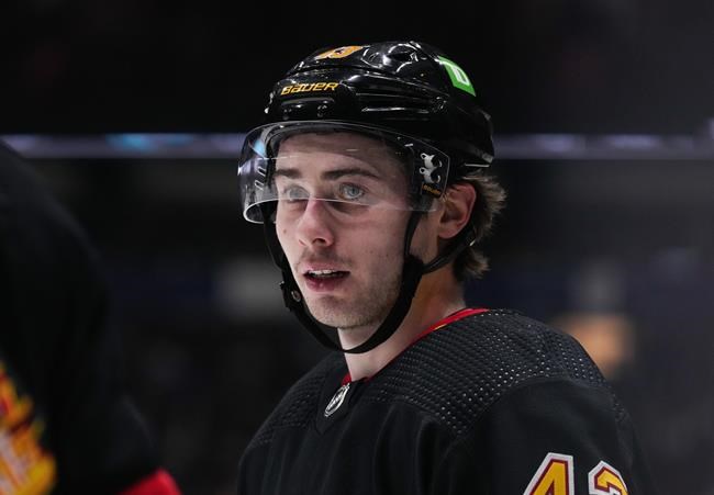 Canucks' Hughes on Boudreau: 'You want to run through a brick wall for him' | iNFOnews.ca Canucks' Hughes on Boudreau: 'You want to run through a brick wall for him' | iNFOnews.ca