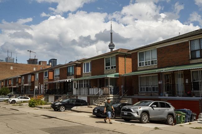 Census housing report and Toronto police funeral: In The News for Sept. 21, 2022 | iNFOnews.ca Census housing report and Toronto police funeral: In The News for Sept. 21, 2022 | iNFOnews.ca