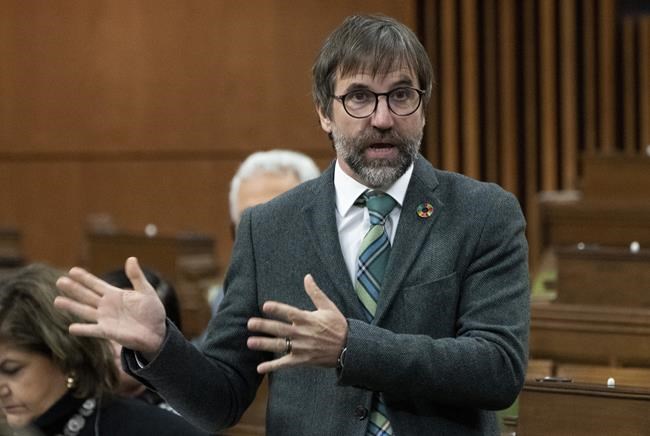 Oil and gas companies should invest profits in climate action: Steven Guilbeault | iNFOnews.ca Oil and gas companies should invest profits in climate action: Steven Guilbeault | iNFOnews.ca