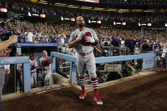 Cards' Pujols hits 700th home run, 4th player to reach mark | iNFOnews.ca
