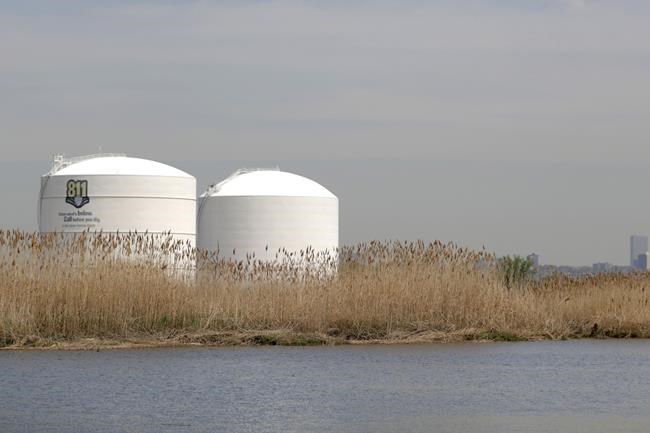 $52B storm gates eyed for NY-NJ waterways hit by Sandy | iNFOnews.ca