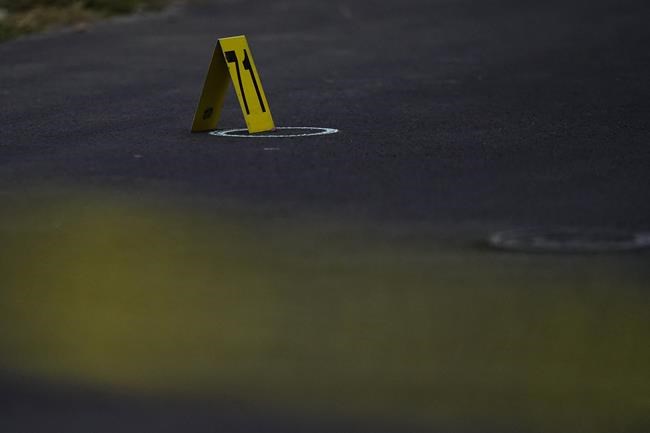 Teen killed, 4 wounded in shooting after football scrimmage | iNFOnews.ca