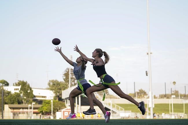 California to weigh making girls flag football school sport | iNFOnews.ca