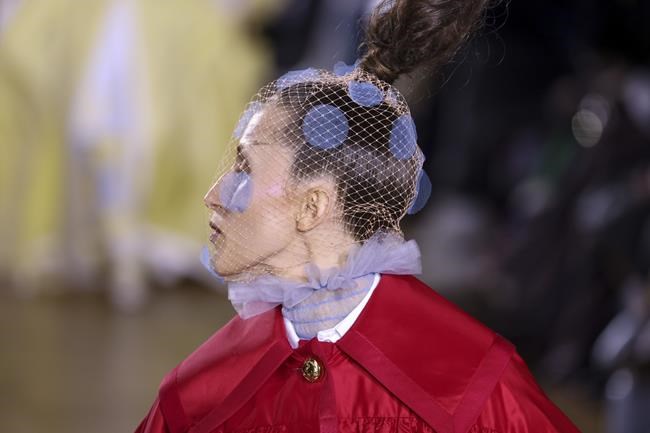 Stella McCartney dabbles in art at eco-pioneering Paris show | iNFOnews.ca Stella McCartney dabbles in art at eco-pioneering Paris show | iNFOnews.ca