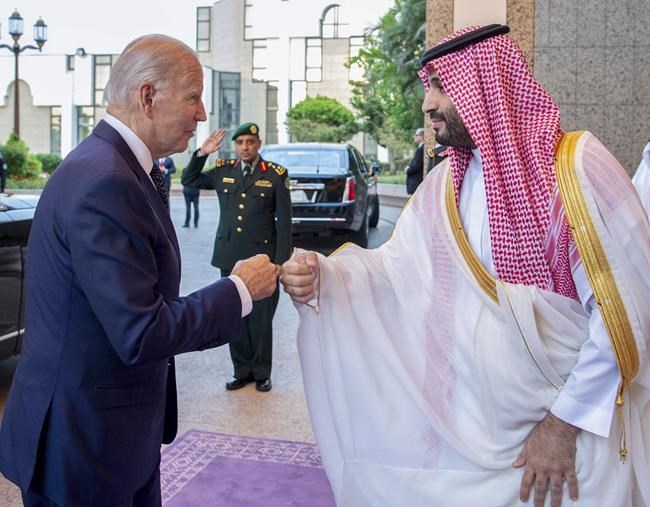 A bump and a miss: Saudi oil cut slaps down Biden's outreach | iNFOnews.ca A bump and a miss: Saudi oil cut slaps down Biden's outreach | iNFOnews.ca