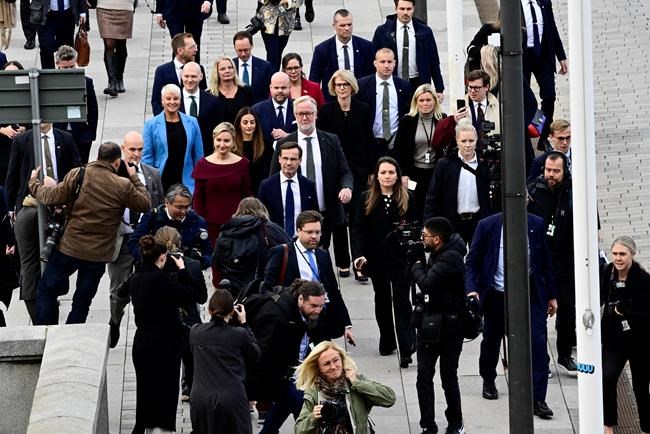 New Swedish PM presents 3-party center-right government | iNFOnews.ca New Swedish PM presents 3-party center-right government | iNFOnews.ca