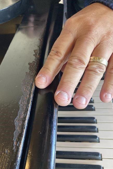 Tunes with teeth: Edison might have left his mark on piano | iNFOnews.ca Tunes with teeth: Edison might have left his mark on piano | iNFOnews.ca