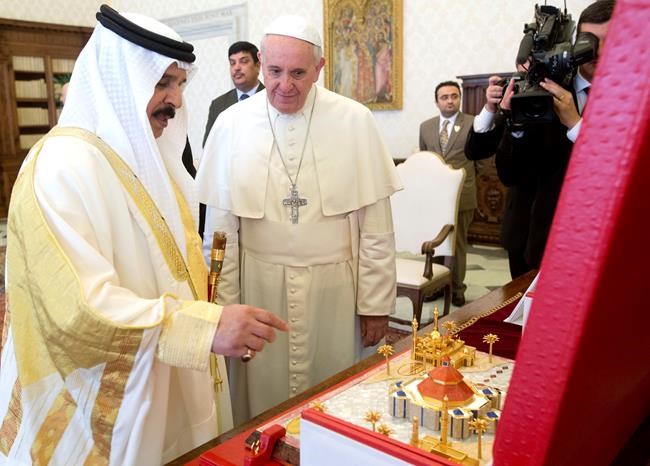 Pope urges end to death penalty as he arrives in Bahrain | iNFOnews.ca