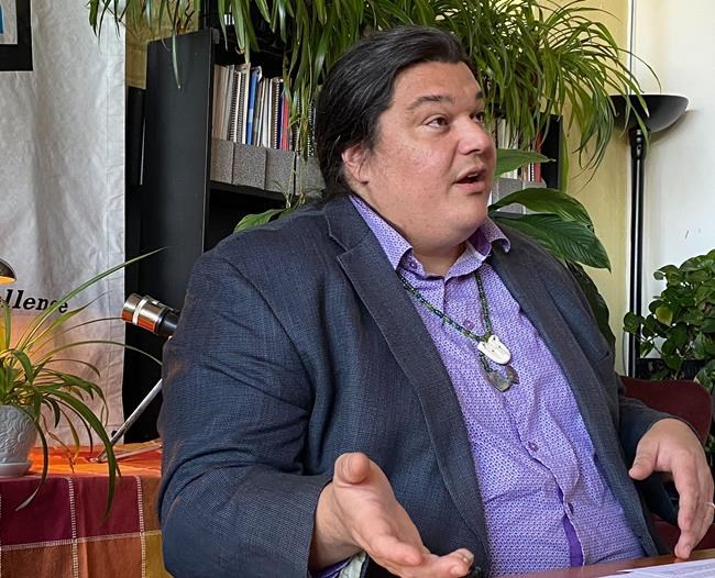 'Race discrimination': Indigenous Quebec man who lived on reserve denied insurance | iNFOnews.ca