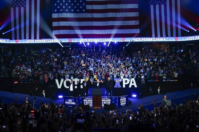 Obama to Democrats: 'Sulking and moping is not an option' | iNFOnews.ca