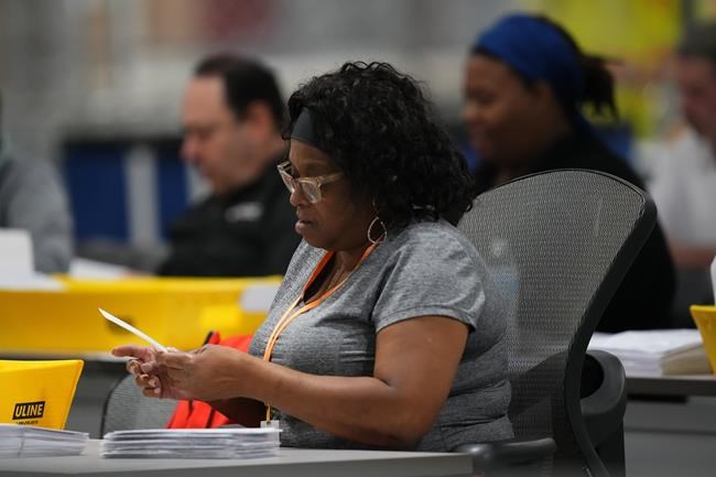 Some Philadelphia voters fix problems on mail-in ballots | iNFOnews.ca