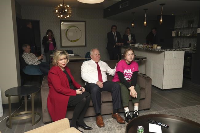 Democrat Tim Walz wins 2nd term as Minnesota’s governor | iNFOnews.ca