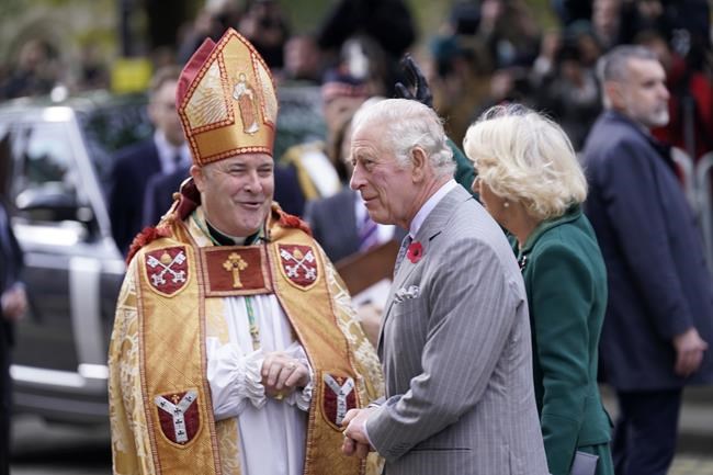 Police detain man after eggs thrown at King Charles III | iNFOnews.ca Police detain man after eggs thrown at King Charles III | iNFOnews.ca