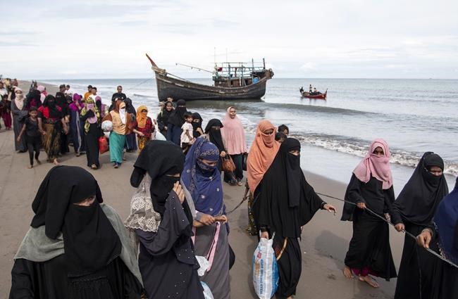 Second boat of over 100 Rohingya lands on Indonesian beach | iNFOnews.ca Second boat of over 100 Rohingya lands on Indonesian beach | iNFOnews.ca