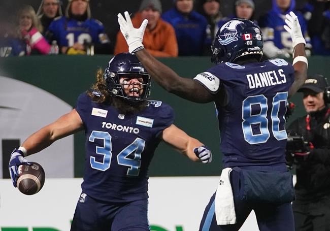 Ouellette's five-yard TD run leads Argos past Blue Bombers 24-23 to win Grey Cup | iNFOnews.ca