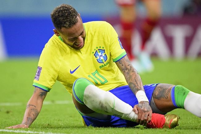 Neymar injures right ankle during Brazil's World Cup win | iNFOnews.ca