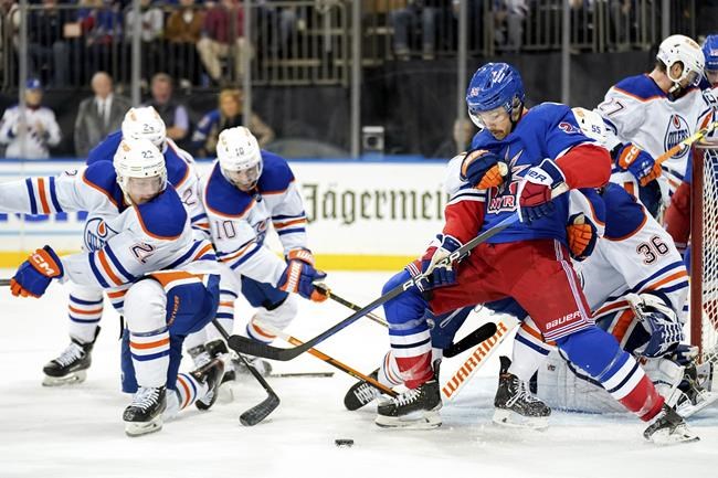 Oilers score 4 times in third period to defeat Rangers | iNFOnews.ca