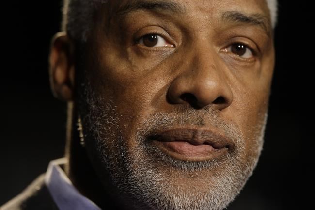 Arbitrator will referee Dr. J's suit against brand developer | iNFOnews.ca Arbitrator will referee Dr. J's suit against brand developer | iNFOnews.ca