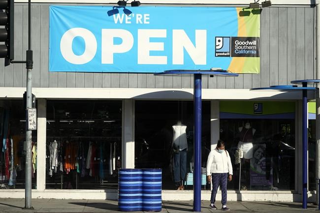 Millennial Money: 4 reasons for thrift store gifts this year | iNFOnews.ca Millennial Money: 4 reasons for thrift store gifts this year | iNFOnews.ca