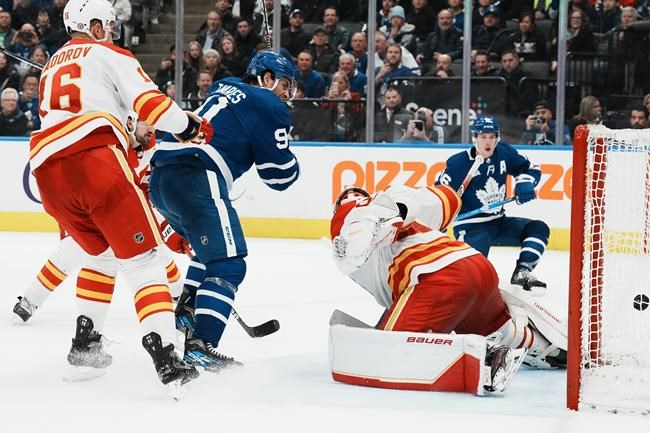 Marner nets OT winner, extends point streak to 22 games as Maple Leafs top Flames 5-4 | iNFOnews.ca