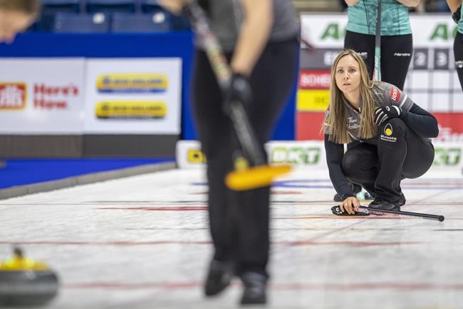 Homan, Einarson advance to final at Grand Slam of Curling's Masters | iNFOnews.ca Homan, Einarson advance to final at Grand Slam of Curling's Masters | iNFOnews.ca
