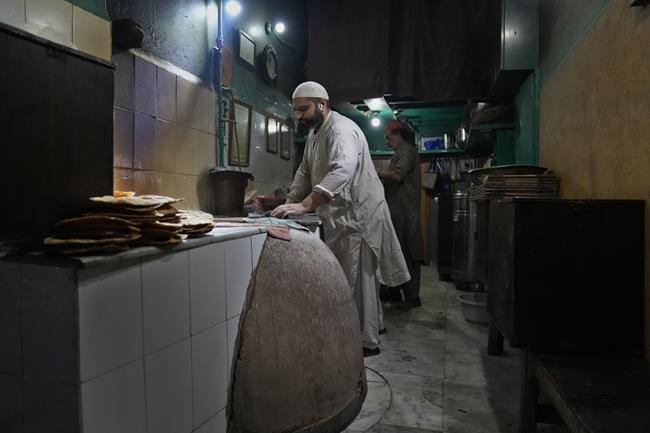 Exclusive dining: Pakistani hole-in-the wall dishes up faves | iNFOnews.ca CP656905201