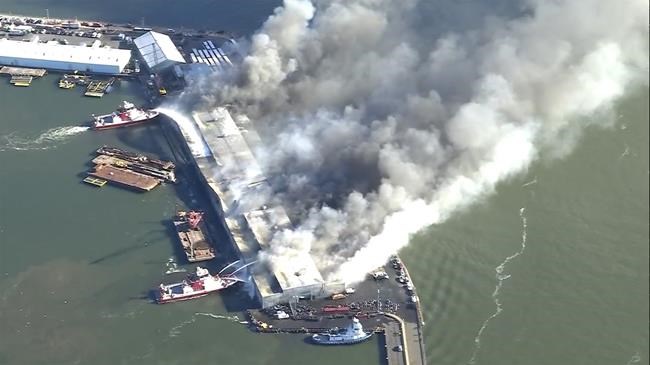 8 hurt in fire at NYPD warehouse where evidence is stored | iNFOnews.ca 8 hurt in fire at NYPD warehouse where evidence is stored | iNFOnews.ca