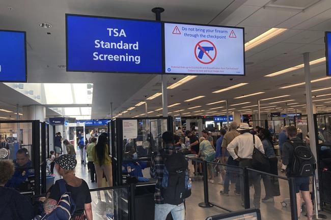 TSA finds record number of guns on passengers at checkpoints | iNFOnews.ca