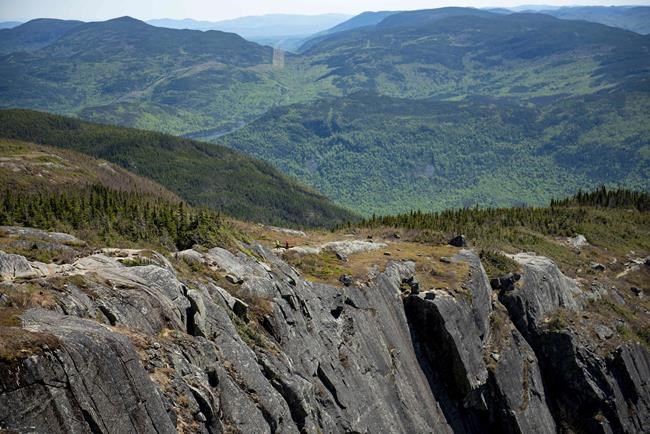 Small earthquake hits Quebec's Charlevoix region early Sunday morning | iNFOnews.ca CP1172869405