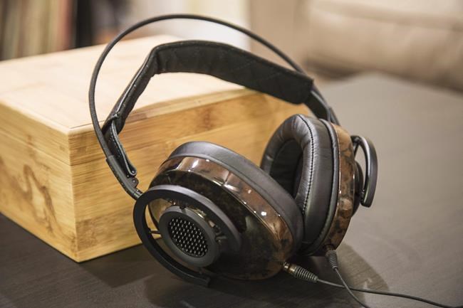Quebecers are listening to less local music; artists hope Bill C-11 will change that | iNFOnews.ca