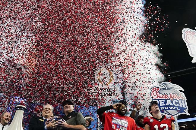 No. 1 Georgia rallies to beat No. 4 Ohio State 42-41 in semi | iNFOnews.ca