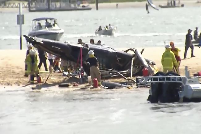 Pilot, 2 British visitors among 4 killed in Australia crash | iNFOnews.ca Pilot, 2 British visitors among 4 killed in Australia crash | iNFOnews.ca