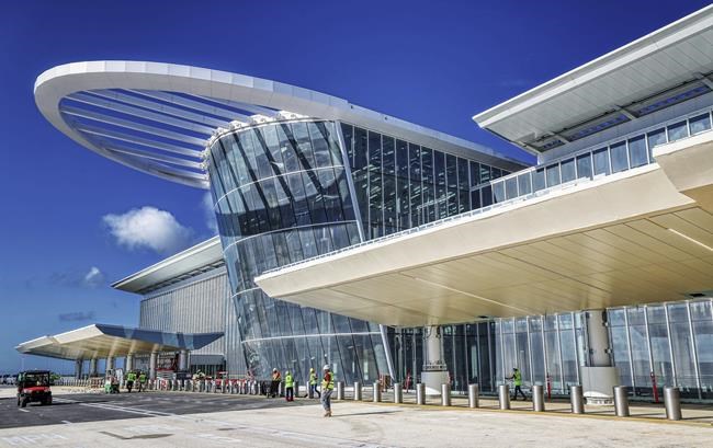 Universal moves to build rail stop in Orlando's tourism hub | iNFOnews.ca CP618264784