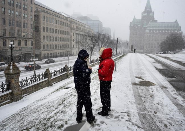 Feds must enforce vaping penalties to protect kids: advocates | iNFOnews.ca